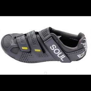 BRAND NEW, never used SoulCycle bike shoes!